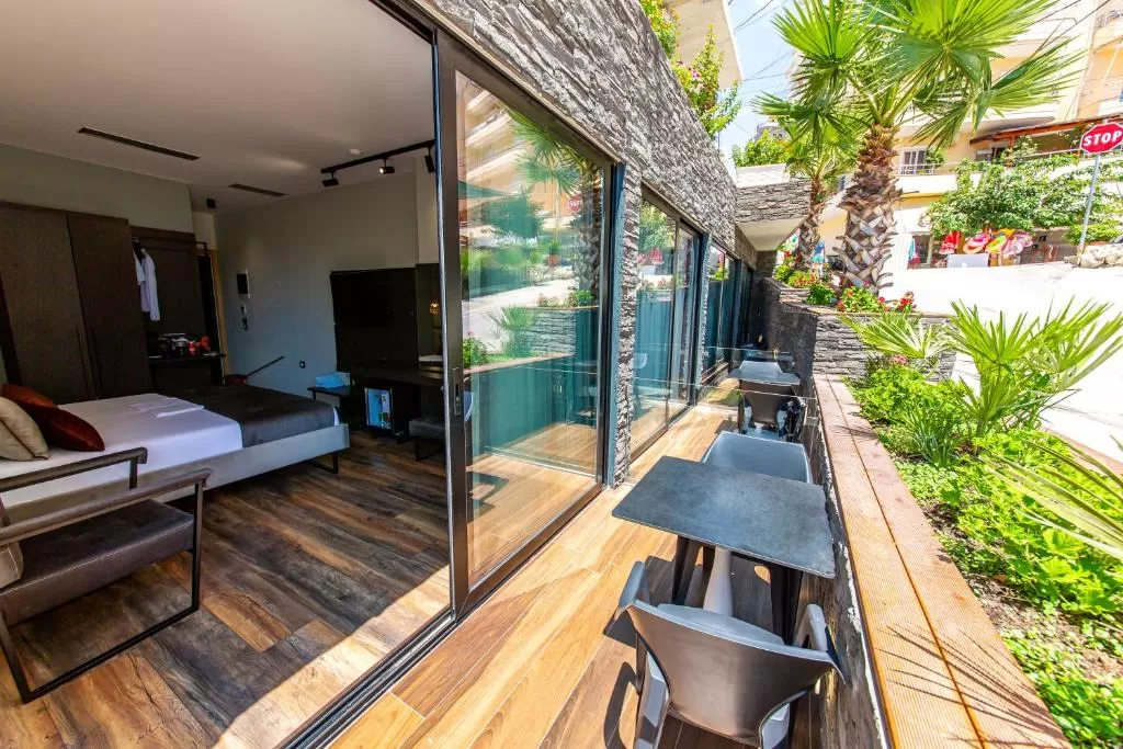 Apollon DBL Deluxe SSV 3.jpg